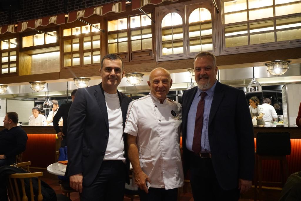 Dünyanın 7. Napolitan Pizza Okulu İstanbul’da açıldı